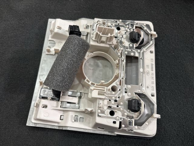 bontott SKODA OCTAVIA III Beltér Világítás Első