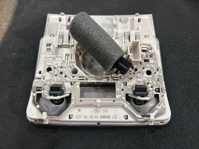 bontott SKODA OCTAVIA III Beltér Világítás Első