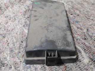 bontott SKODA OCTAVIA III Biztosítéktábla Fedél