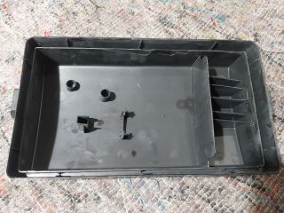 bontott SKODA OCTAVIA III Biztosítéktábla Fedél