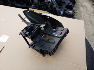 bontott SKODA OCTAVIA III Biztosítéktábla Utastér