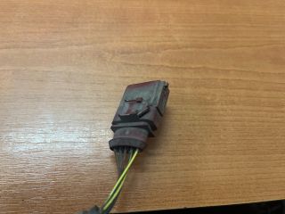 bontott SKODA OCTAVIA III Csatlakozó