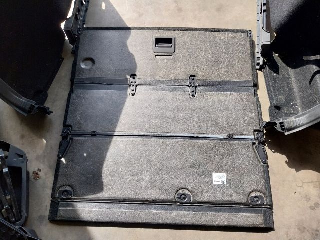 bontott SKODA OCTAVIA III Csomagtér Kárpit