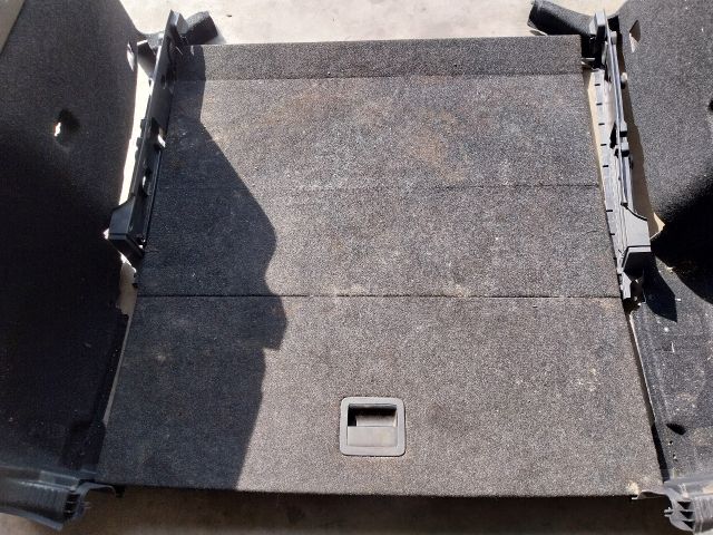 bontott SKODA OCTAVIA III Csomagtér Kárpit