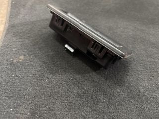 bontott SKODA OCTAVIA III Csomagtér Nyitó Kar / Gomb