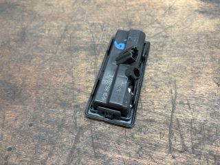 bontott SKODA OCTAVIA III Csomagtér Nyitó Kar / Gomb