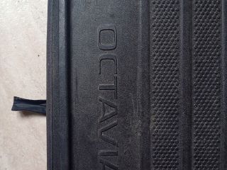 bontott SKODA OCTAVIA III Csomagtér Tálca