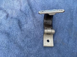 bontott SKODA OCTAVIA III Csomagtérajtó Jobb Zsanér