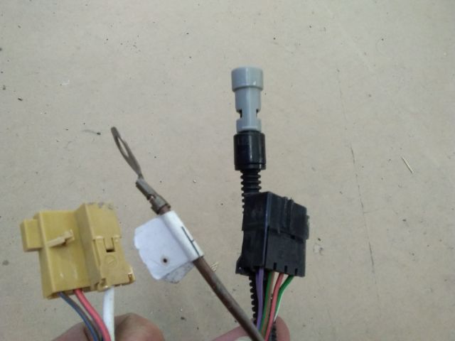 bontott SKODA OCTAVIA III Csomagtérajtó Kábelköteg