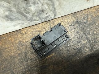 bontott SKODA OCTAVIA III Csomagtérajtó Kapcsoló