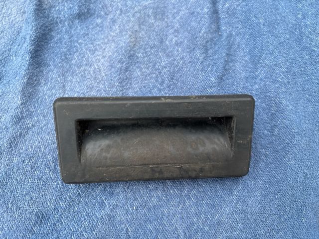 bontott SKODA OCTAVIA III Csomagtérajtó Kapcsoló