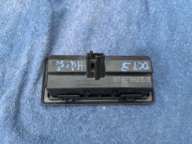 bontott SKODA OCTAVIA III Csomagtérajtó Kapcsoló