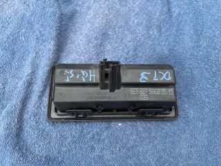 bontott SKODA OCTAVIA III Csomagtérajtó Kapcsoló