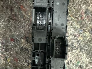 bontott SKODA OCTAVIA III Csomagtérajtó Kapcsoló