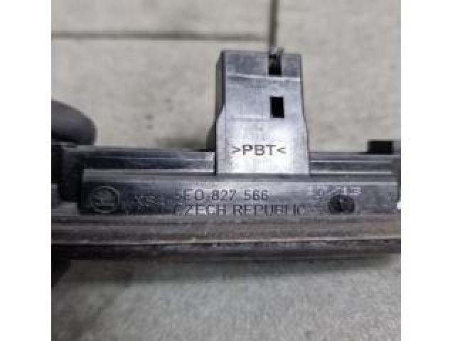 bontott SKODA OCTAVIA III Csomagtérajtó Kilincs