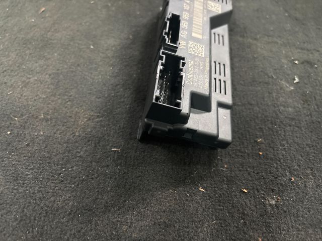 bontott SKODA OCTAVIA III Csomagtérajtó Motor Elektronika