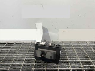 bontott SKODA OCTAVIA III Csomagtérajtó Ütköző