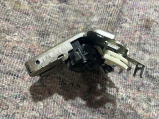 bontott SKODA OCTAVIA III Csomagtérajtó Zárbetét