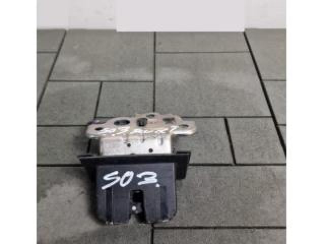 bontott SKODA OCTAVIA III Csomagtérajtó Zárszerkezet