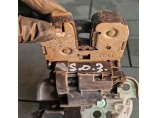 bontott SKODA OCTAVIA III Csomagtérajtó Zárszerkezet