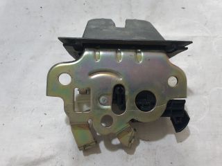 bontott SKODA OCTAVIA III Csomagtérajtó Zárszerkezet