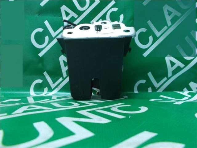 bontott SKODA OCTAVIA III Csomagtérajtó Zárszerkezet