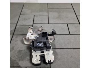 bontott SKODA OCTAVIA III Csomagtérajtó Zárszerkezet