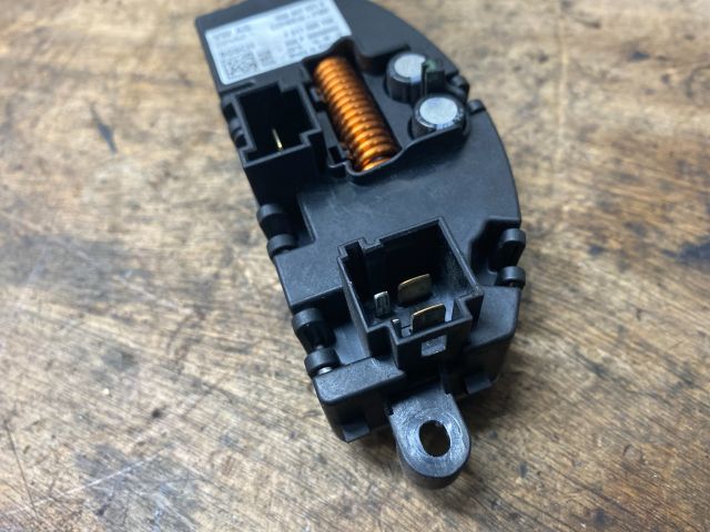 bontott SKODA OCTAVIA III Előtét Ellenállás Fűtőmotor