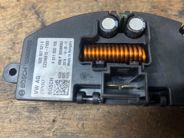 bontott SKODA OCTAVIA III Előtét Ellenállás Fűtőmotor