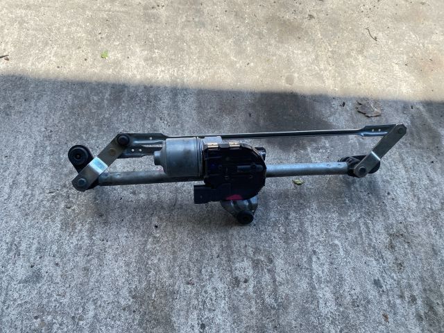 bontott SKODA OCTAVIA III Első Ablaktörlő Szerkezet Motorral