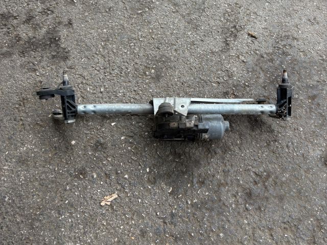 bontott SKODA OCTAVIA III Első Ablaktörlő Szerkezet Motorral