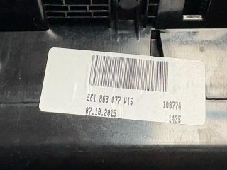 bontott SKODA OCTAVIA III Első Hamutartó