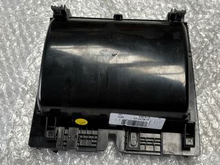 bontott SKODA OCTAVIA III Első Hamutartó