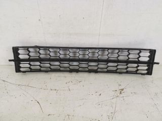 bontott SKODA OCTAVIA III Első Lökhárító Alsó Középső Díszrács