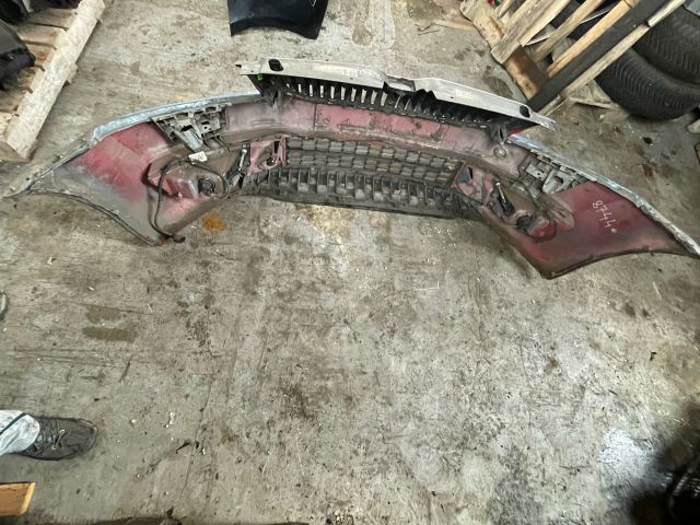 bontott SKODA OCTAVIA III Első Lökhárító (Részeivel)