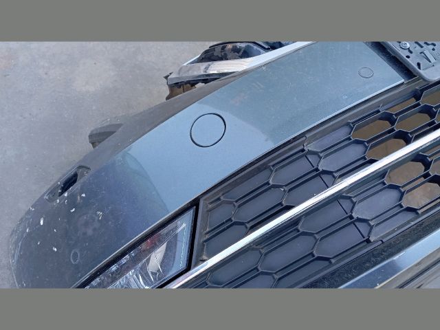 bontott SKODA OCTAVIA III Első Lökhárító (Részeivel)