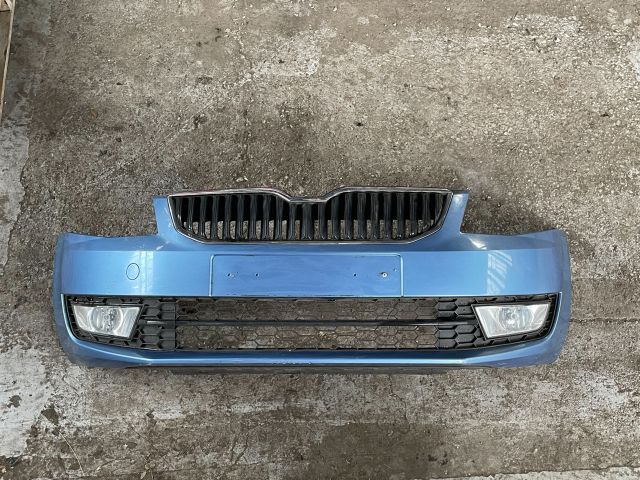 bontott SKODA OCTAVIA III Első Lökhárító (Részeivel)