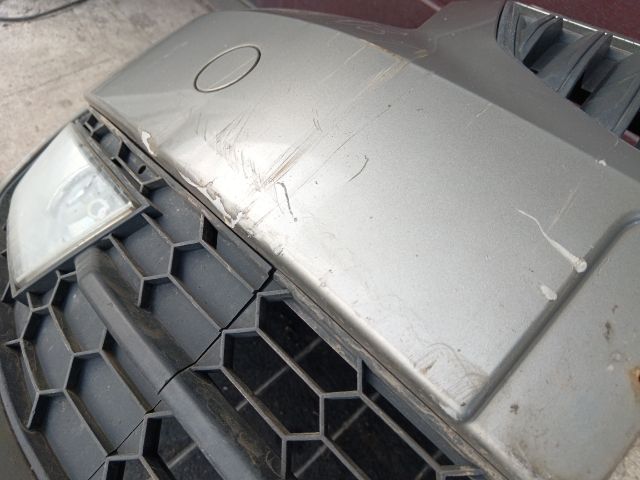 bontott SKODA OCTAVIA III Első Lökhárító (Részeivel)