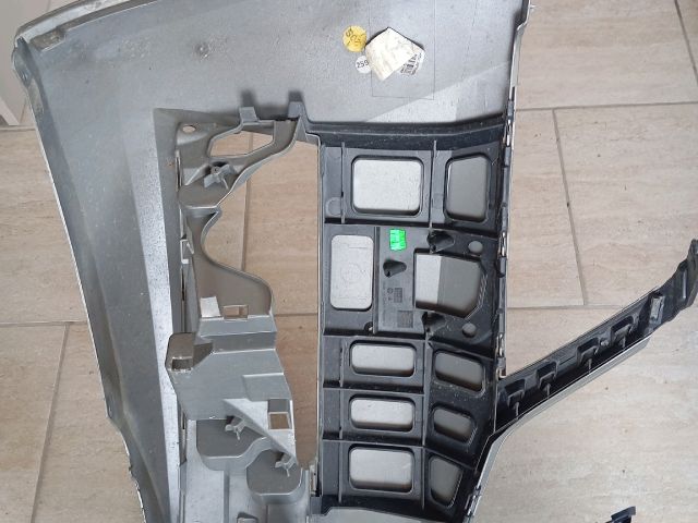 bontott SKODA OCTAVIA III Első Lökhárító (Részeivel)