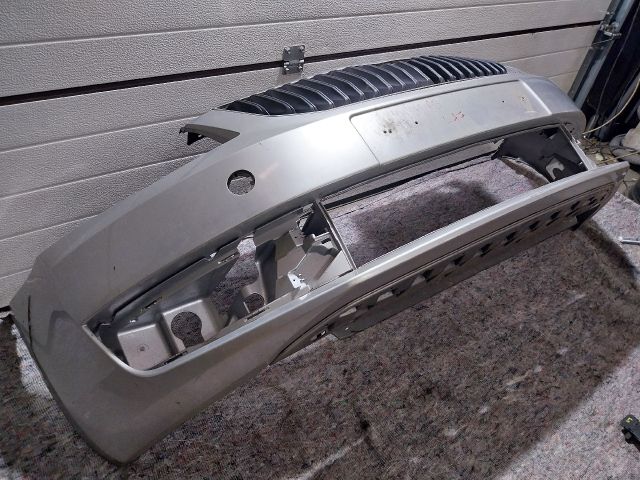 bontott SKODA OCTAVIA III Első Lökhárító (Részeivel)