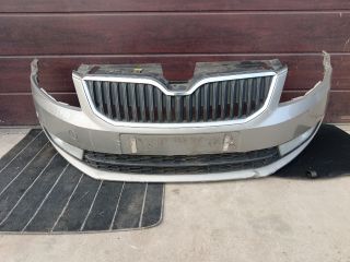 bontott SKODA OCTAVIA III Első Lökhárító (Részeivel)