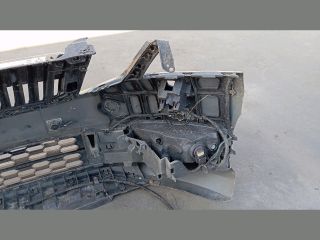 bontott SKODA OCTAVIA III Első Lökhárító (Részeivel)