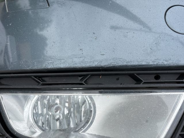 bontott SKODA OCTAVIA III Első Lökhárító (Részeivel)