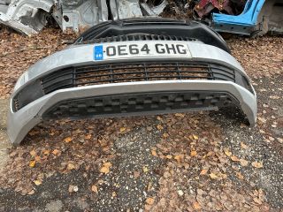 bontott SKODA OCTAVIA III Első Lökhárító (Részeivel)