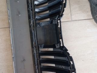 bontott SKODA OCTAVIA III Első Lökhárító (Részeivel)