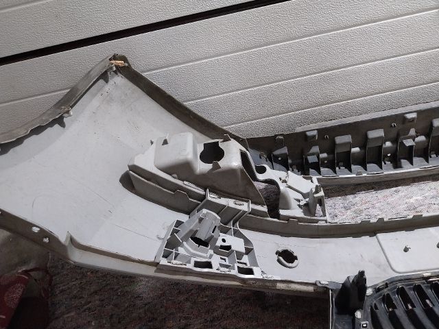 bontott SKODA OCTAVIA III Első Lökhárító (Részeivel)