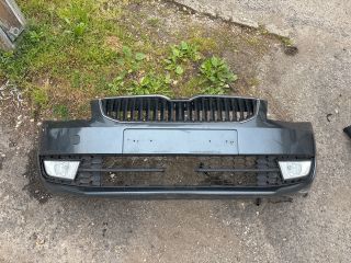 bontott SKODA OCTAVIA III Első Lökhárító (Részeivel)