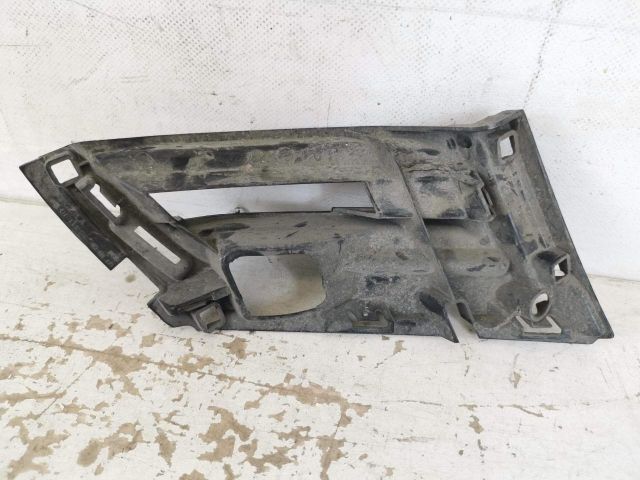 bontott SKODA OCTAVIA III Első Lökhárító Tartó Felső