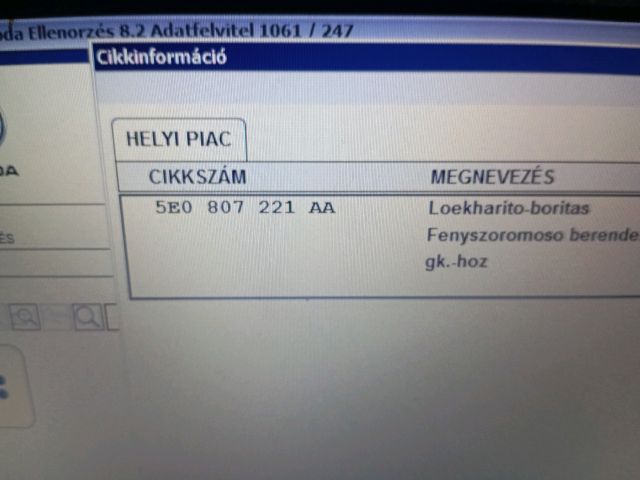 bontott SKODA OCTAVIA III Első Lökhárító (Üresen)