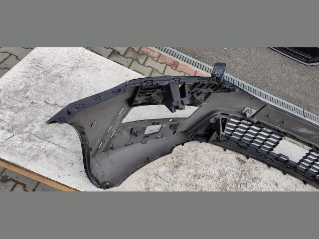 bontott SKODA OCTAVIA III Első Lökhárító (Üresen)